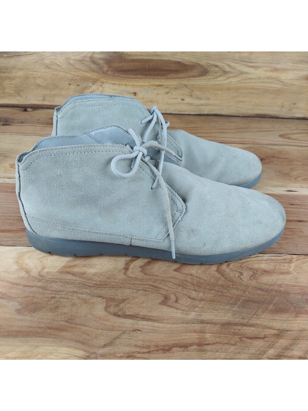 Uggs Men's Gray Chukka Suede Boots Shoes Size 13 EEE Lace Up 1096031